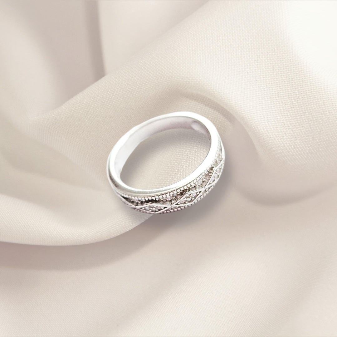 Nela I Ring
