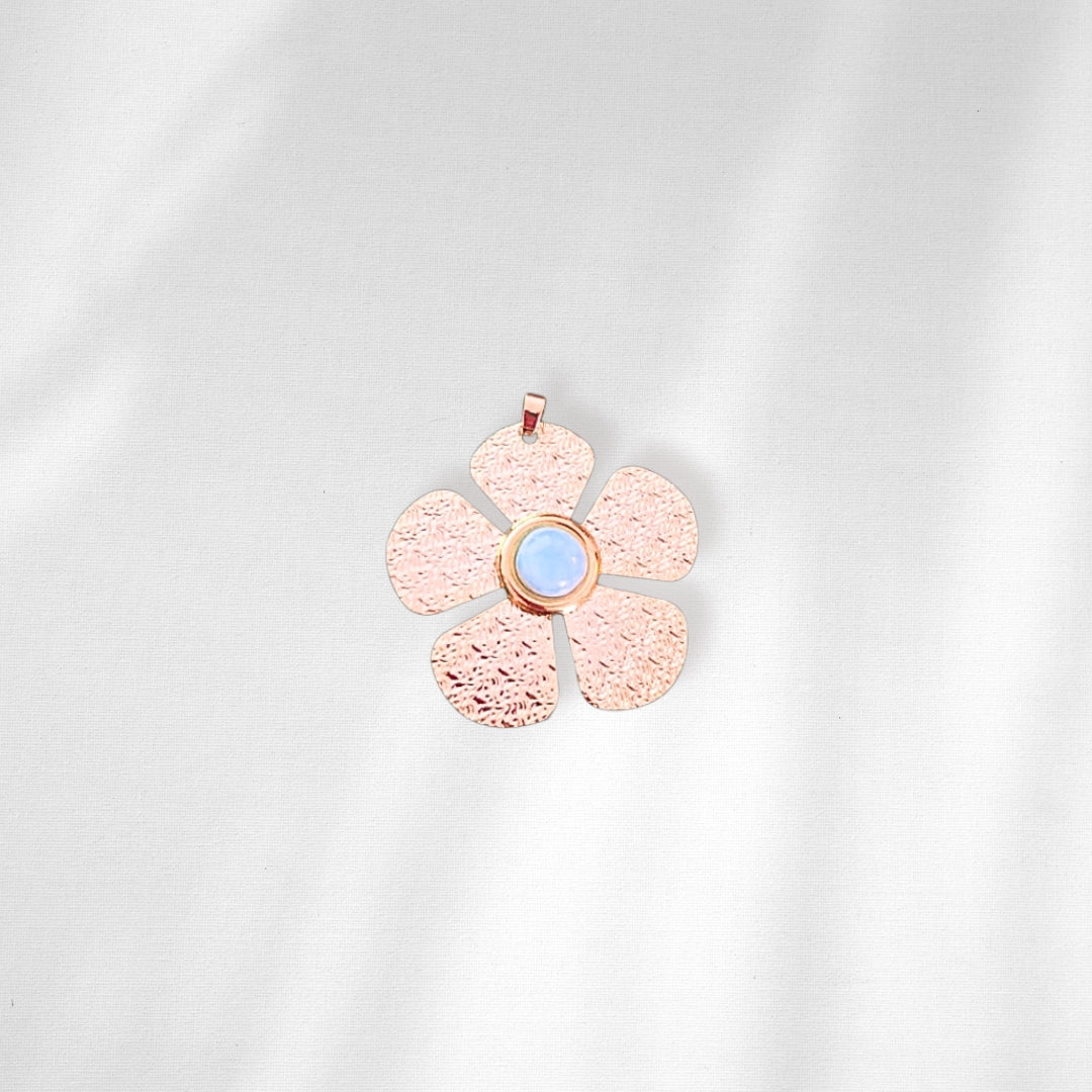 Dije Flor Larimar