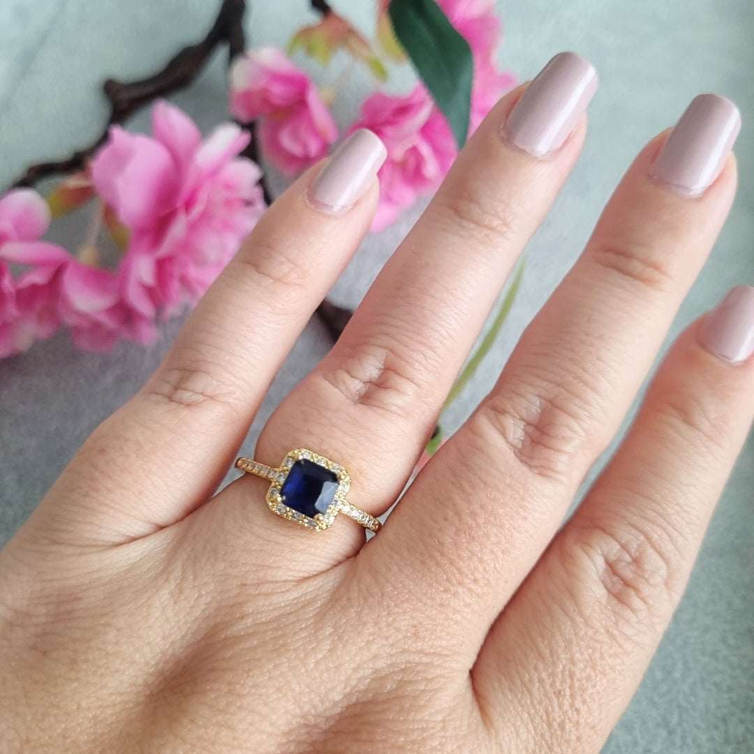 Anillo Layla