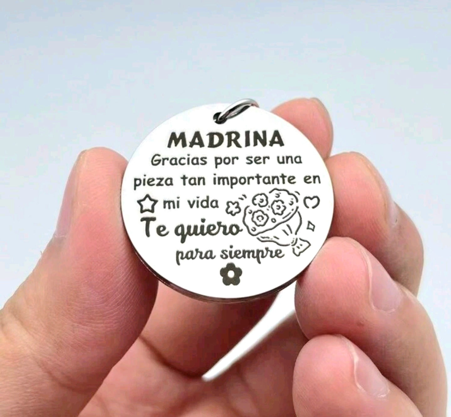 Madrina gracias por ser una pieza importante en mi vida te quiero para siempre